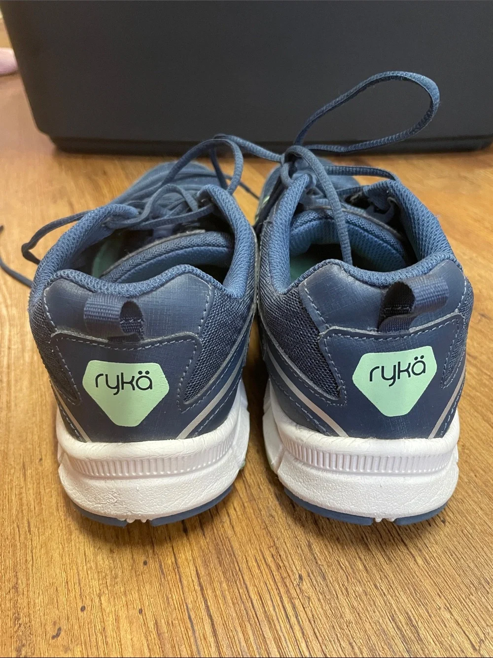 Ryka Women’s Hailee Memory Foam Walking Shoes Navy with Mint Green Accent
